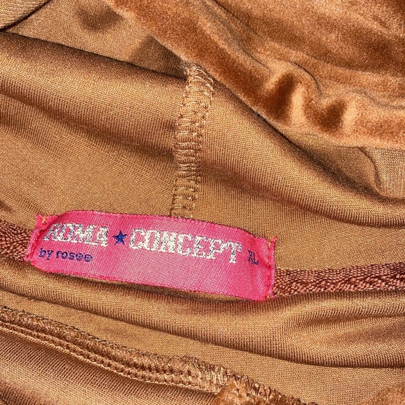 Super comfy crop top hoodie. - Picture 5 of 7